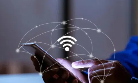 Cảnh giác khi sử dụng Wi-Fi công cộng